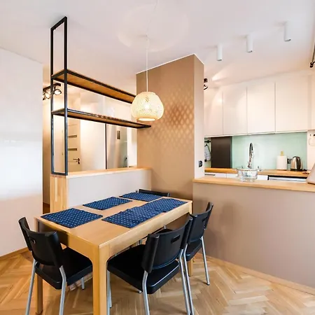 Ochota Artistic Space Apartment Варшава Екстер'єр фото